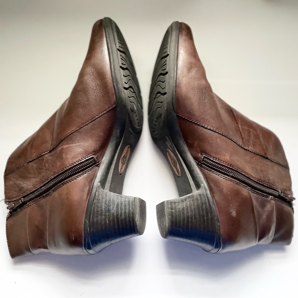 EARTH SPIRIT Classic Flora Leather Cognac Boots Booties Size 11 - Picture 3 of 8